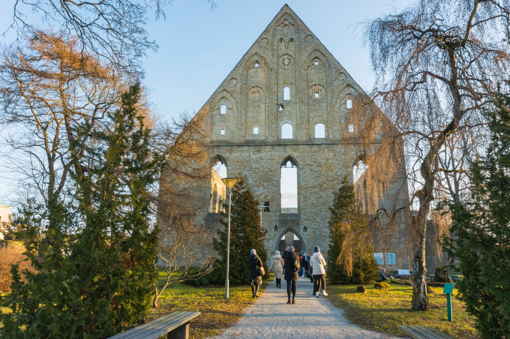 Den sovjetiska statykyrkogården i Pirita Tallinn