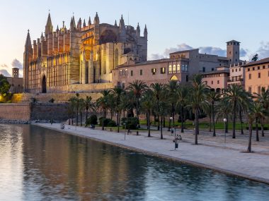 Ultimata reseguiden för Palma de Mallorca