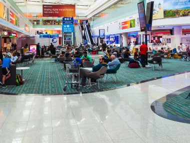 Transport från flygplatsen till centrum av staden i Dubai