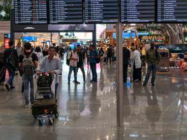 Transport från flygplatsen till centrum av staden Istanbul