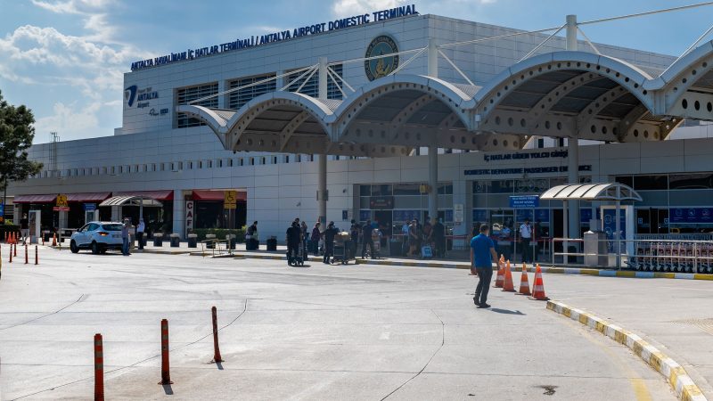 Transport från flygplatsen till centrum av staden Antalya