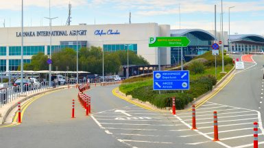 transport från Cypern flygplats till centrum av staden