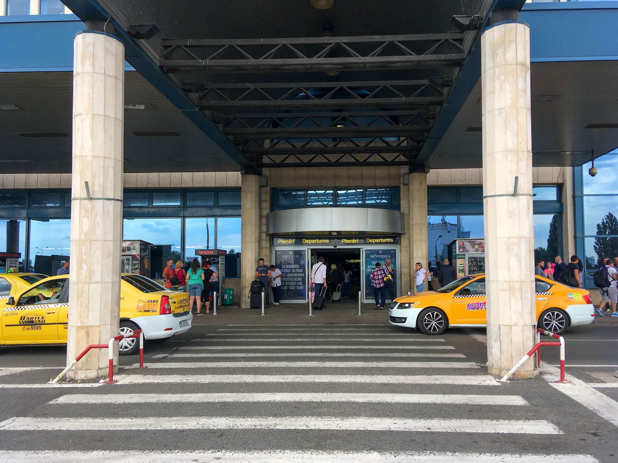 taxi transport fraan Bukarest flygplats till centrum av staden