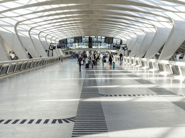 transport från Lyon flygplats till centrum av staden