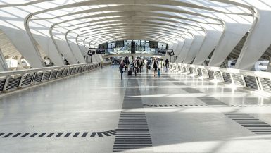 transport från Lyon flygplats till centrum av staden